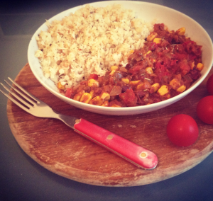 vegan chili with cauliflower rice